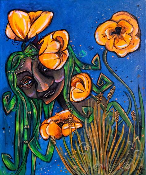 „Lola im Monhnfeld“ – Acrylgemälde: Eine Gnomen-Magierin schaut den Betrachter durch leuchtend orangene Mohnblüten freundlich an. Ihr langes grünes Haar fällt in dicken Dreadlocks über ihre Schultern.